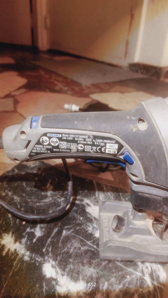 Dremel DSM20 Compacte Zaagmachine, Ophalen of Verzenden, Gebruikt, Gereedschapsset, Overige merken