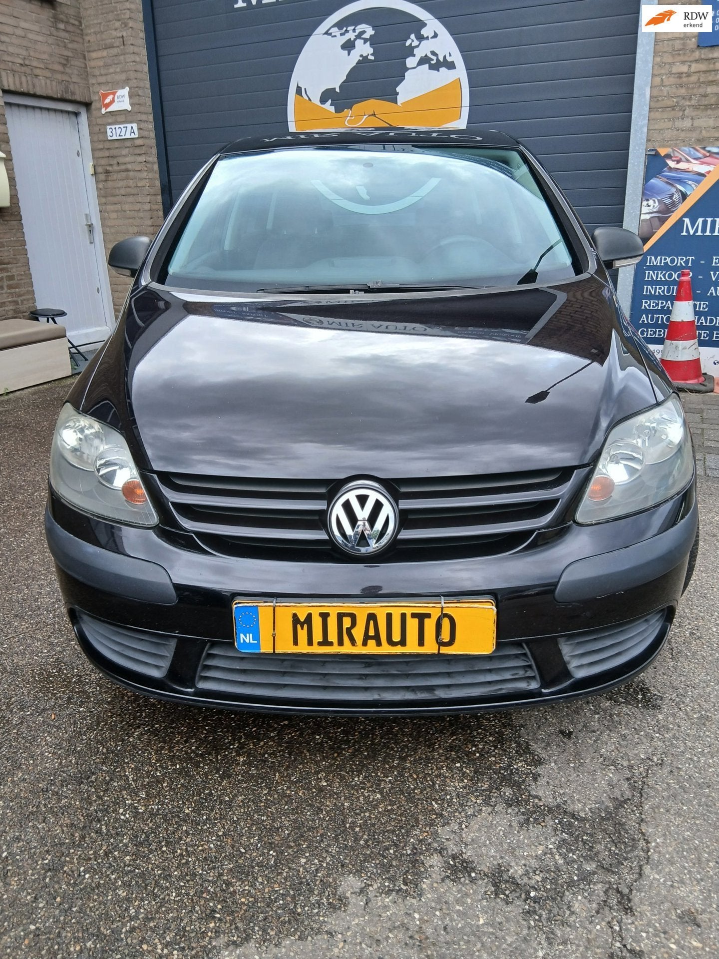 Volkswagen Golf Plus 1.6 FSI Comfortline Business, Dealer onderhouden, Gebruikt, 4 cilinders, 116 pk