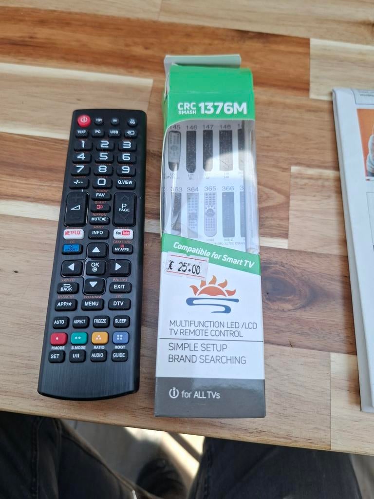 Afstandsbediening CRC 1376M voor Smart TV, Ophalen of Verzenden, Nieuw, Universeel, Tv