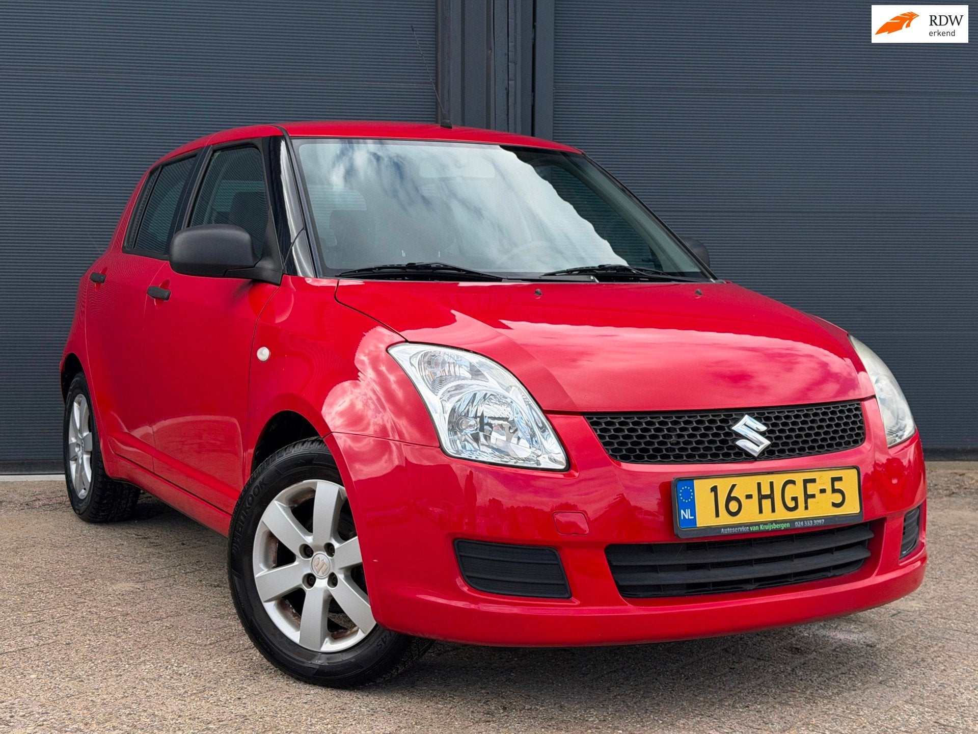 Suzuki Swift 1.3 | Airco | NWE APK | NWE Koppeling |, Auto's, Suzuki, Bedrijf, Te koop, Swift, ABS, Airbags, Airconditioning, Emergency brake assist