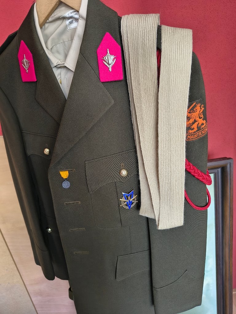 Origineel & Compleet Militair Uniform Koninklijke Landmacht, Ophalen of Verzenden, Zo goed als nieuw