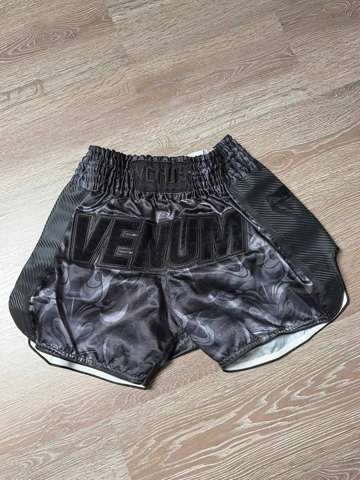 Venum vechtsportbroekje - Zwart - Maat L, Ophalen, Overige, Maat M, Zo goed als nieuw