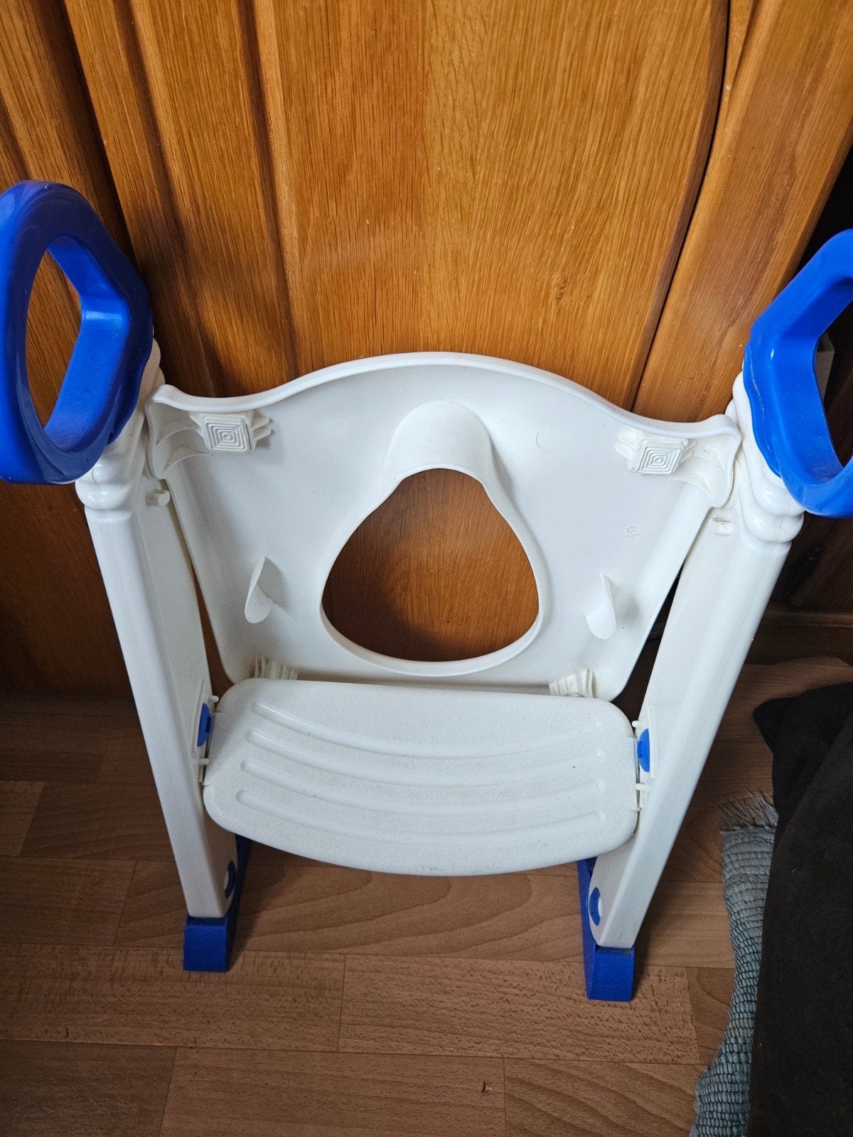 Twee kinderpotjes en een toiletverkleiner, Ophalen, Gebruikt