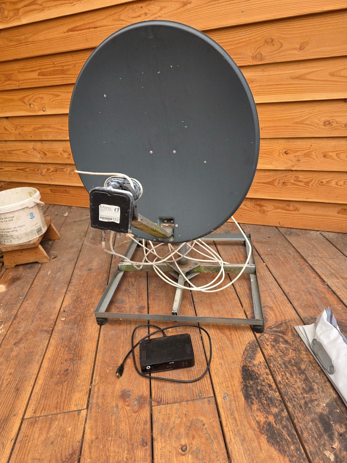 Schotelantenne 68 cm met Monoblok, Ophalen of Verzenden, Gebruikt, Overige merken