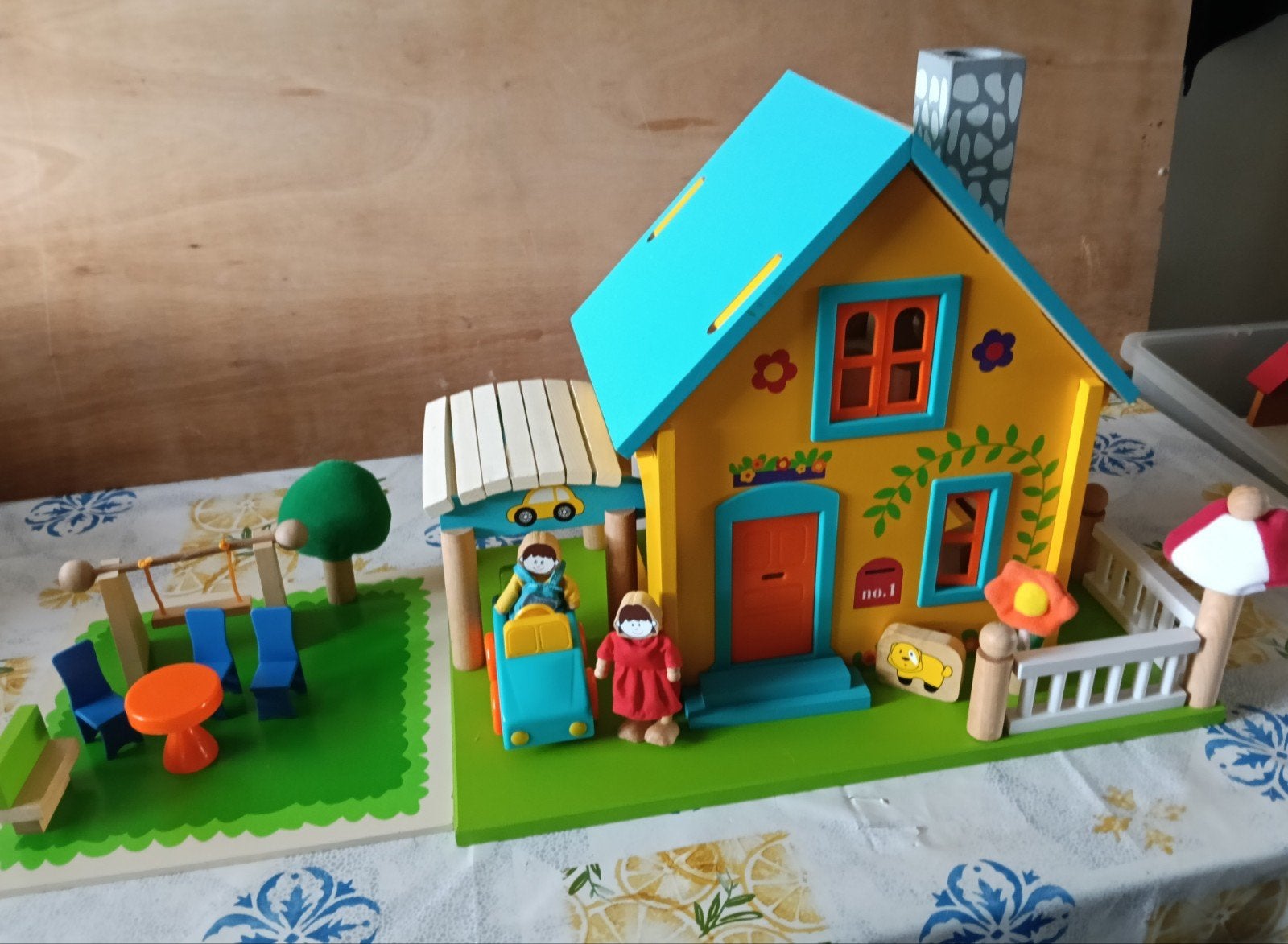 Hout speelgoed huis en  politie en boederij werk auto, Tickets en Kaartjes, Eén persoon, Cadeaubon