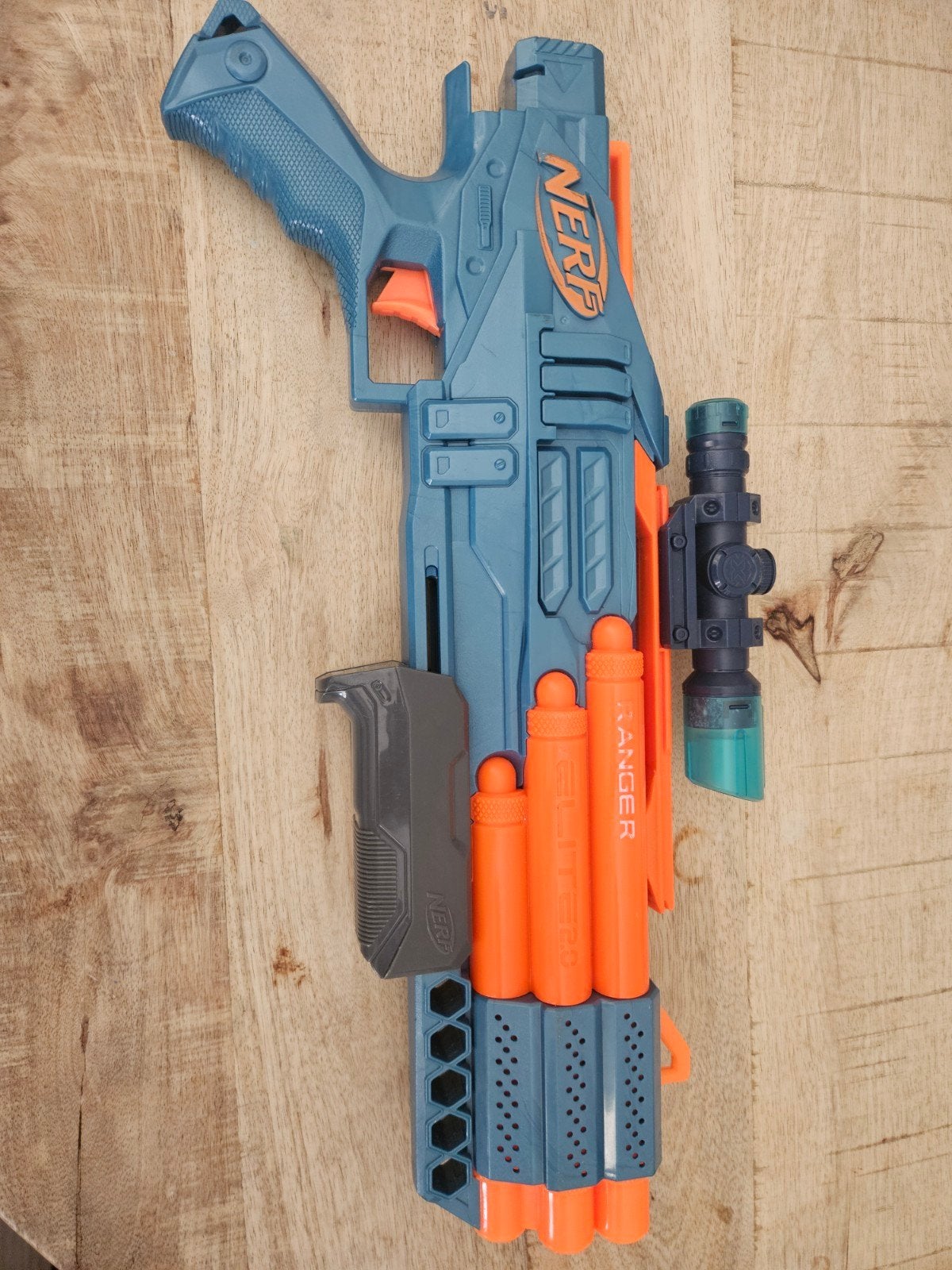 Nerf Elite 2.0 Ranger RC-7 Blaster met richtkijker, Ophalen of Verzenden, Zo goed als nieuw, Jongen of Meisje