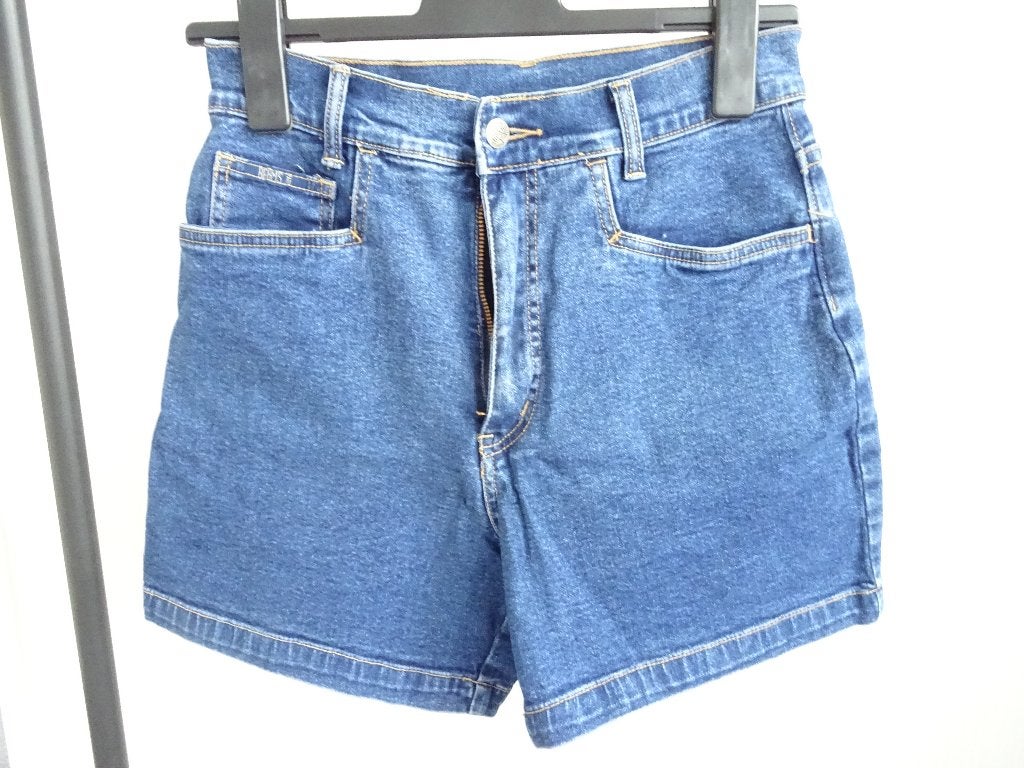 Nieuwe korte spijkerbroek  Merk  Brahms   Maat S    € 9,95, Kleding | Dames, Spijkerbroeken en Jeans, Blauw, Brahms - Paris, Overige jeansmaten