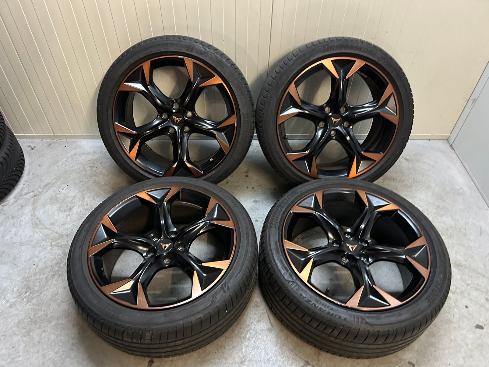 Originele Cupra Formentor 19 inch 5x112 Bridgestone zomer, Auto-onderdelen, Banden en Velgen, Personenwagen, **, **