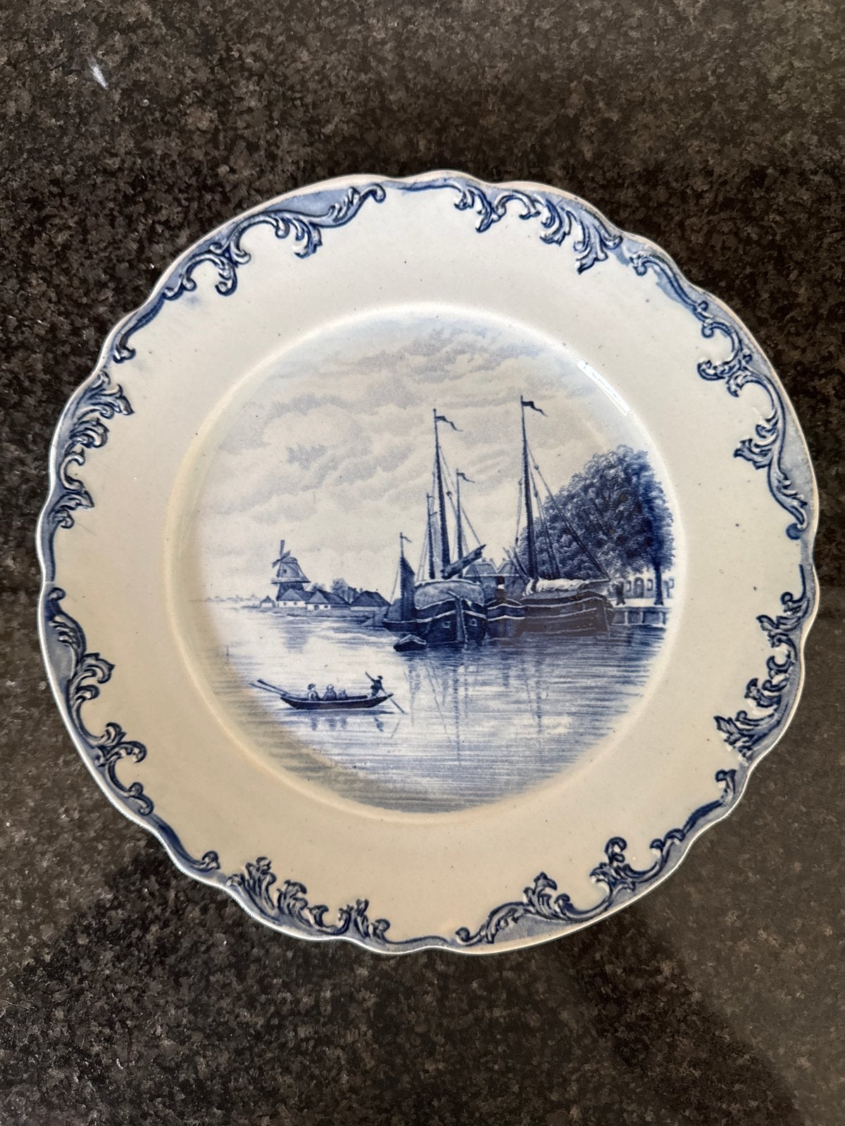 Antiek Delfts Blauw bord met Hollands landschap, Ophalen of Verzenden