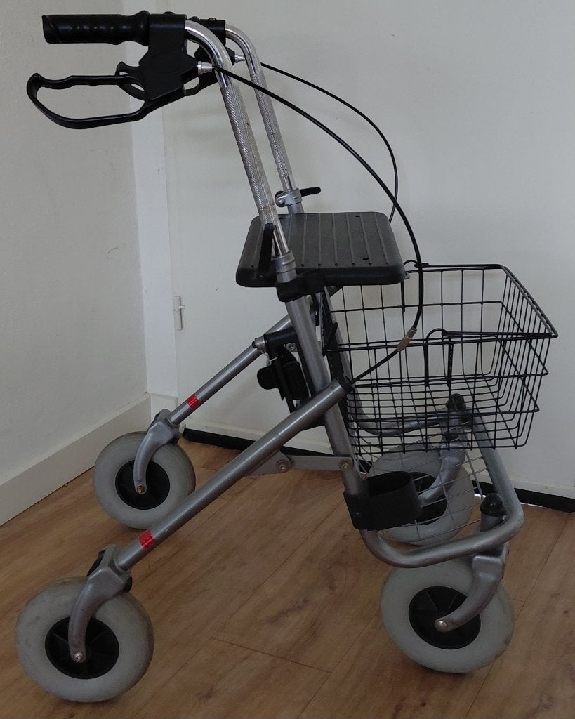 Rollator Easy Going + Afneembare mand, Ophalen, Opvouwbaar, Gebruikt
