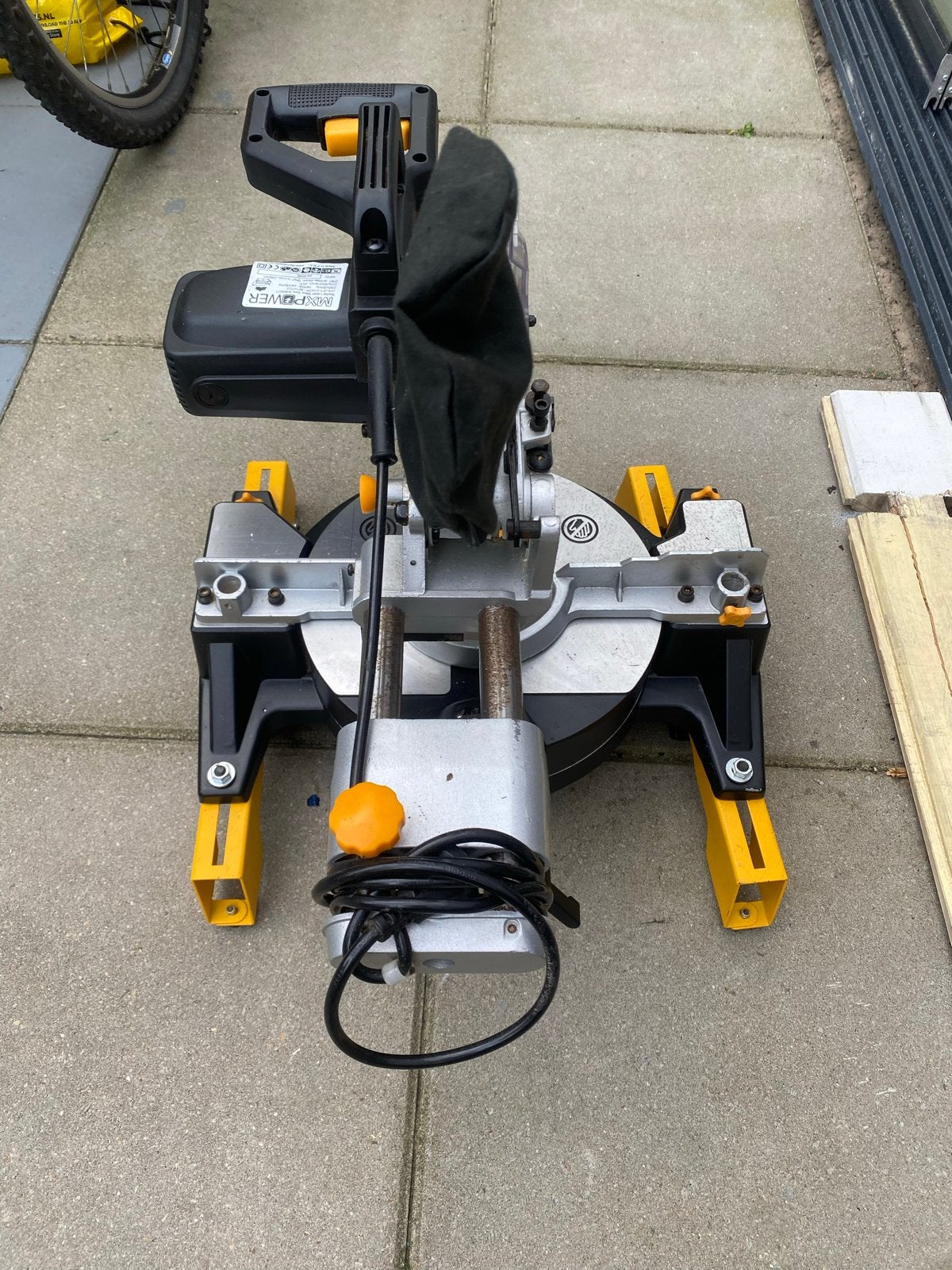 MXPOWER Radiale Afkortzaag 1600W, Ophalen, Gebruikt, Afkortzaag, 30 tot 70 mm