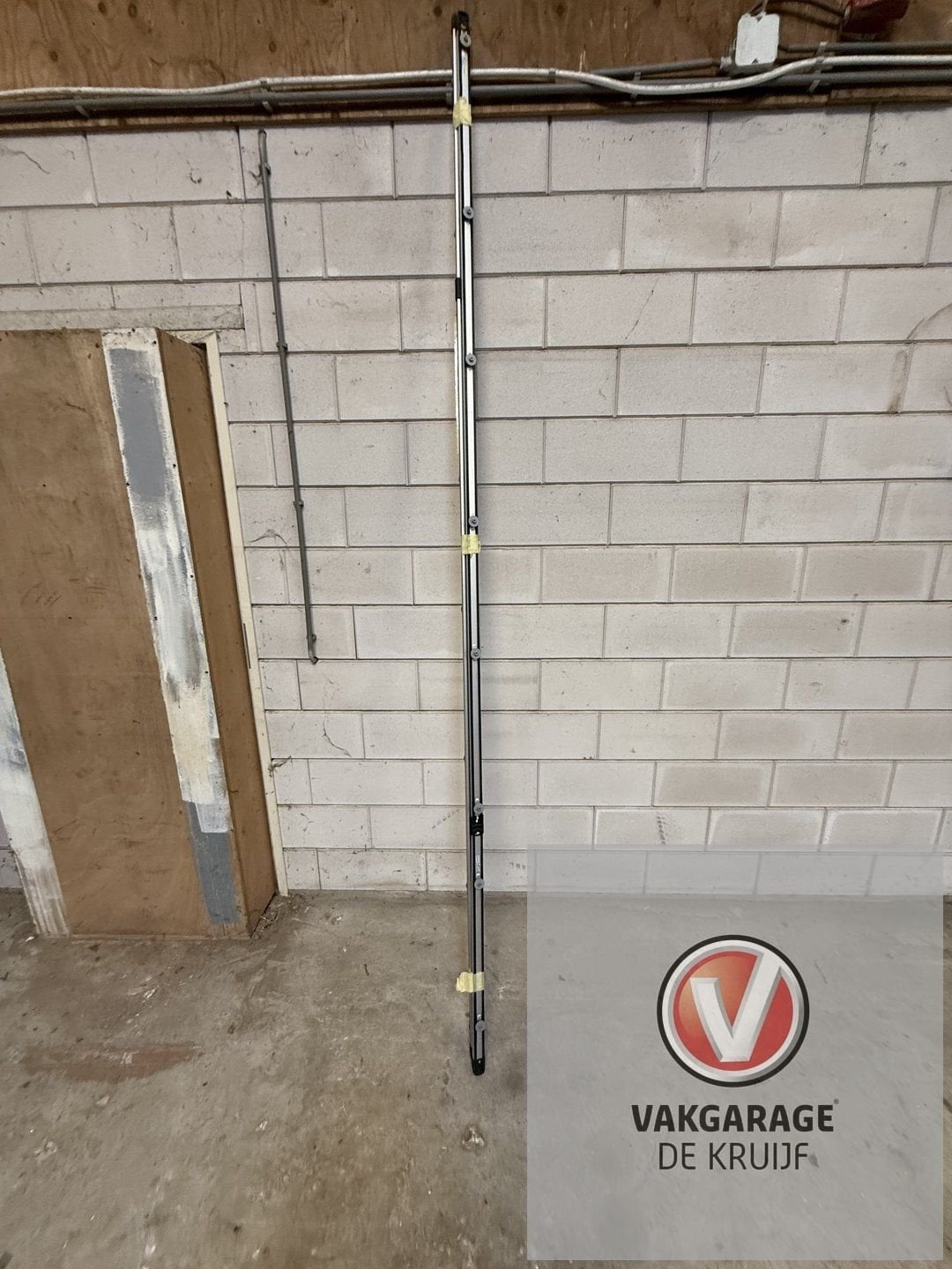 Bevestigingsstrip laadruimte sprinter L2, Ophalen, Gebruikt, -, -