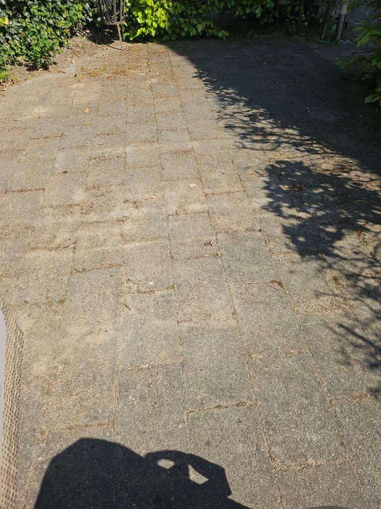 130m2 gebruikte bestrating zelf ophalen, Tuin en Terras, Gebruikt, Ophalen of Verzenden, 10 m² of meer, Beton