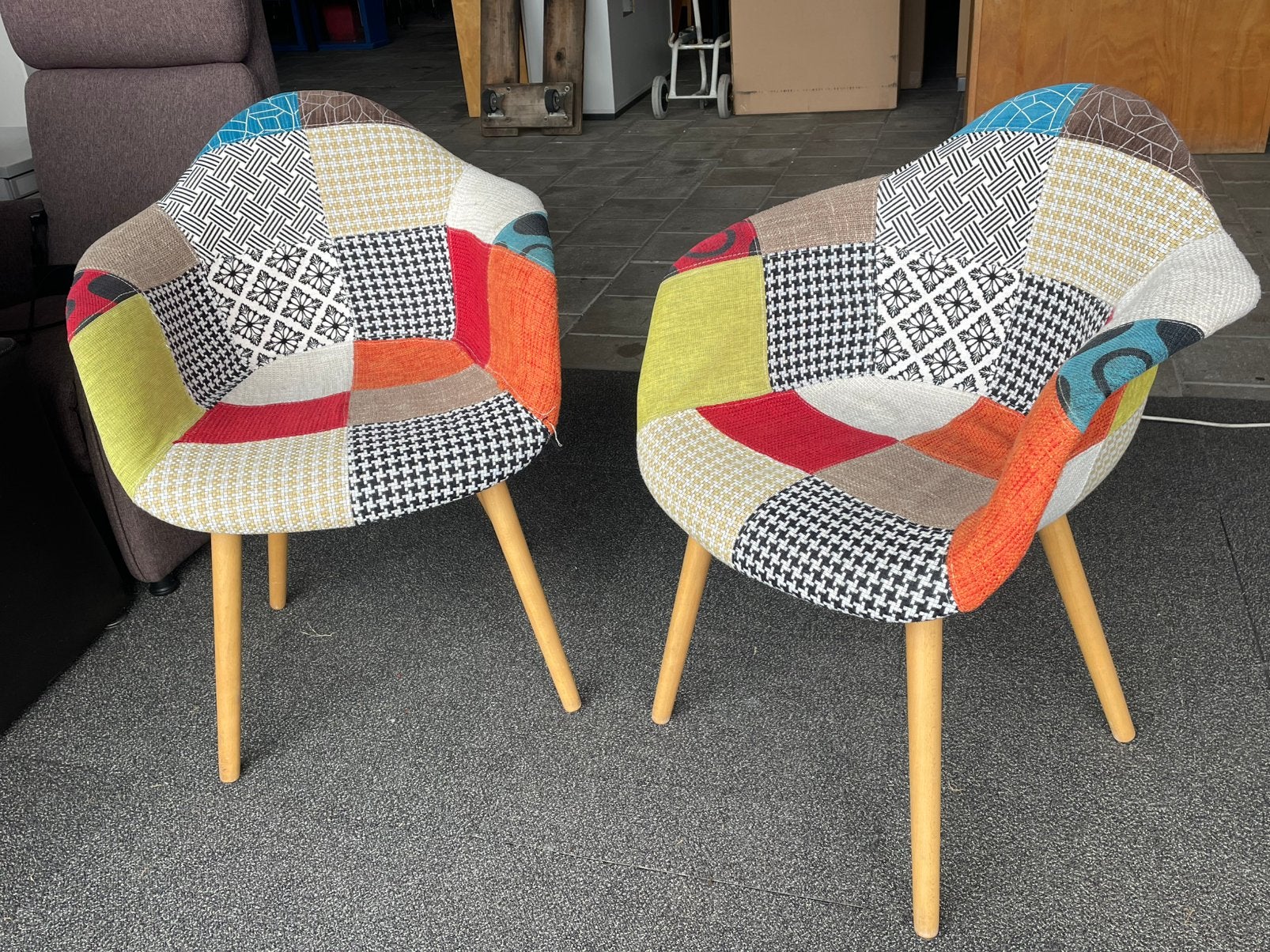 Twee vrolijke stoelen, Gebruikt, Ophalen of Verzenden, X, X