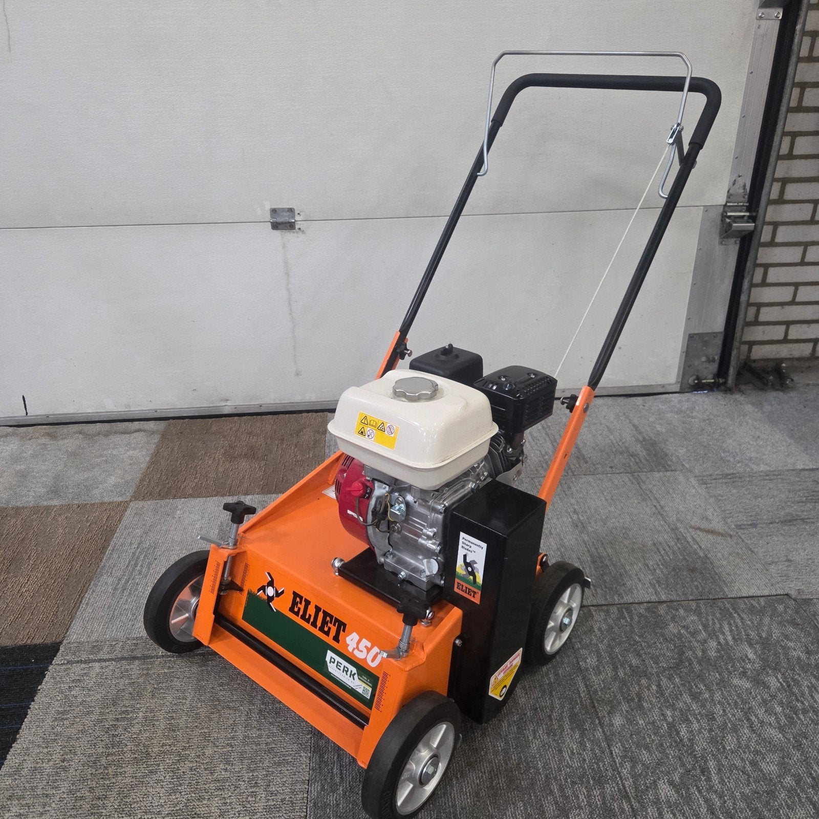 Gebruikte Eliet E450 VM Verticuteermachine (Vaste messen), Eliet, Benzine, Info@eliet.eu, E450ProVM