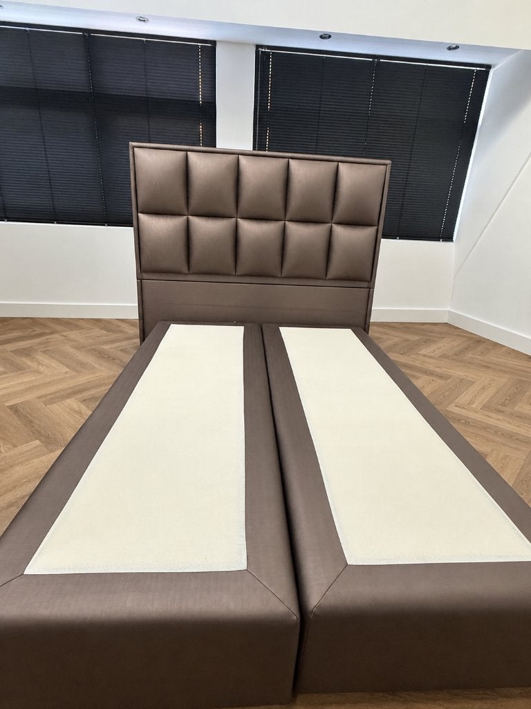 Luxe boxspring 140x200, Ophalen, Bruin, Tweepersoons, 140 cm