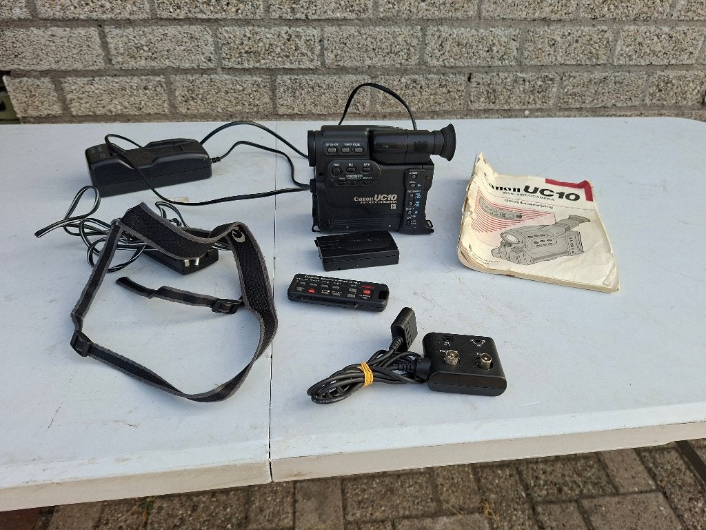 vintage video camera canon uc 10 compleet + nieuwe accu, Gebruikt, 20x of meer, Overige soorten, Ophalen of Verzenden