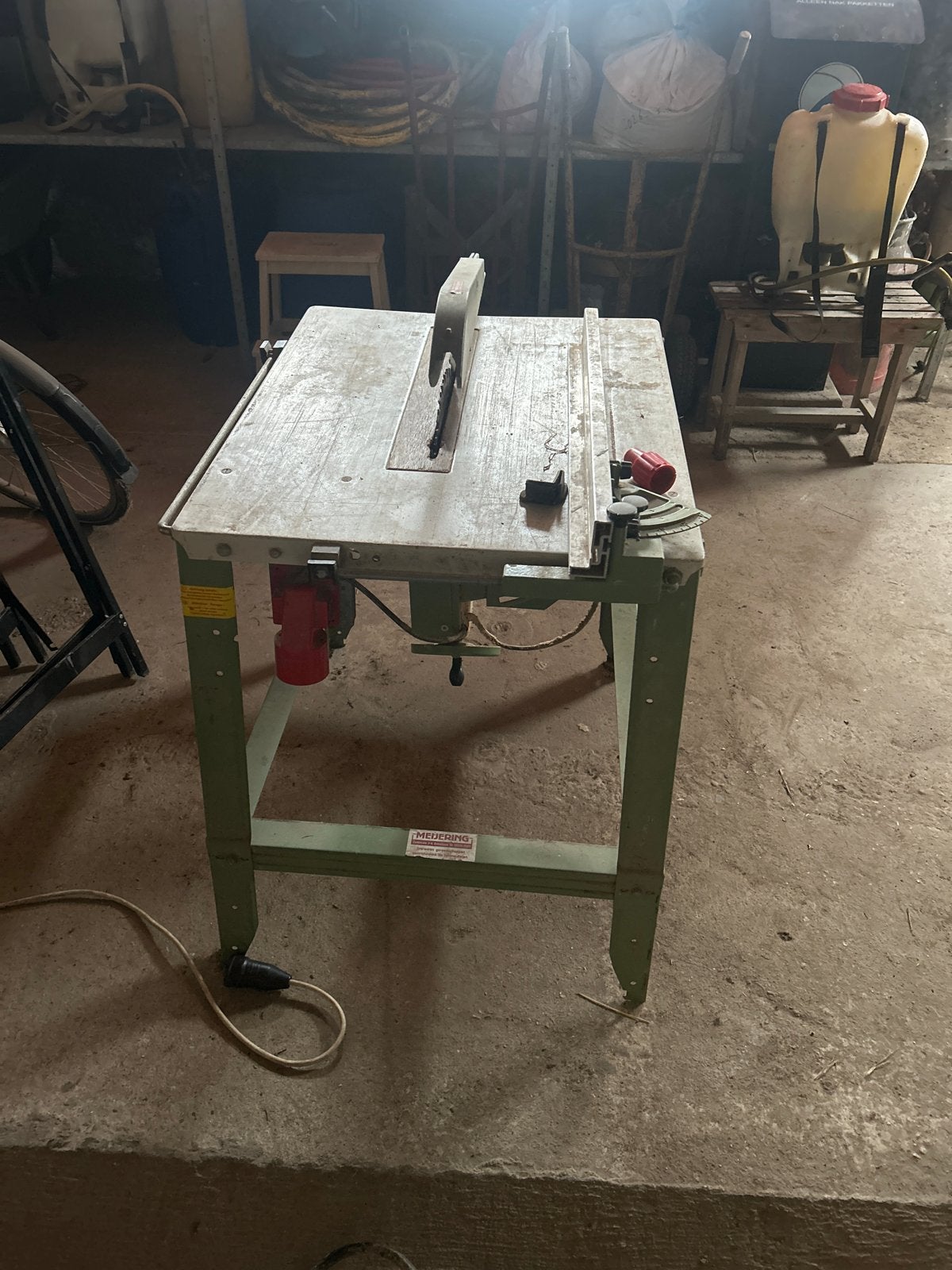 Robuuste Zaagtafel, Ophalen, Gebruikt, 1200 watt of meer, Cirkelzaag