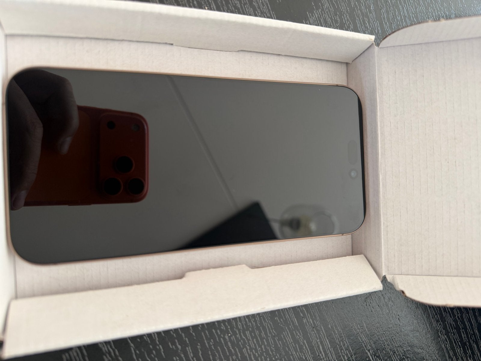 iPhone 16 Pro Max Desert Titanium (Refurbished) 256GB, Ophalen of Verzenden, Refurbished, Goud, IPhone 16 Pro Max