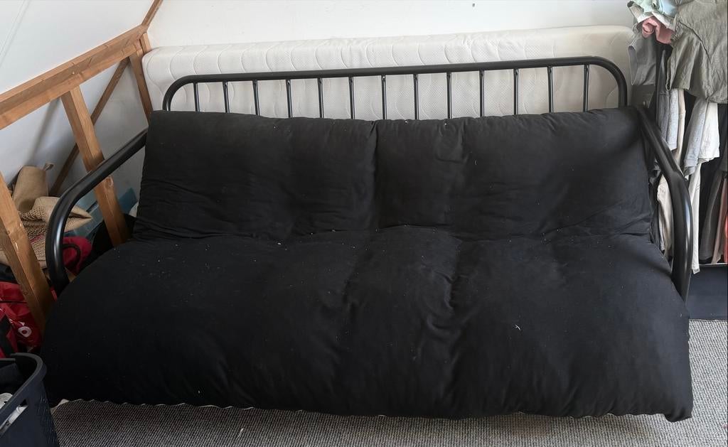 Slaapbank met tweezijdig matras, Huis en Inrichting, Slaapkamer | Slaapbanken, Gebruikt, Zwart, Tweepersoons, Ophalen of Verzenden