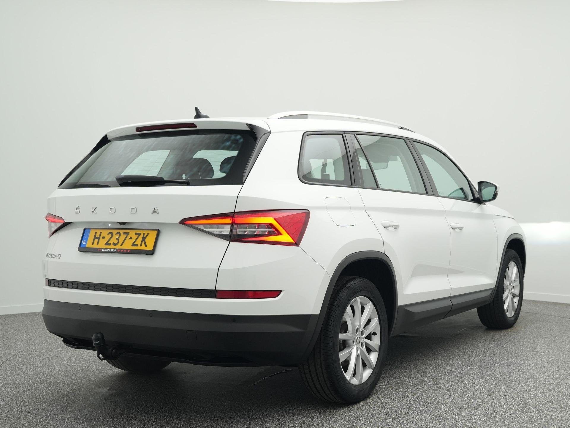 Skoda Kodiaq 1.5 TSI 150pk Limited Business Edition | Trekha, Auto's, 4 cilinders, 150 pk, Wit, Origineel Nederlands