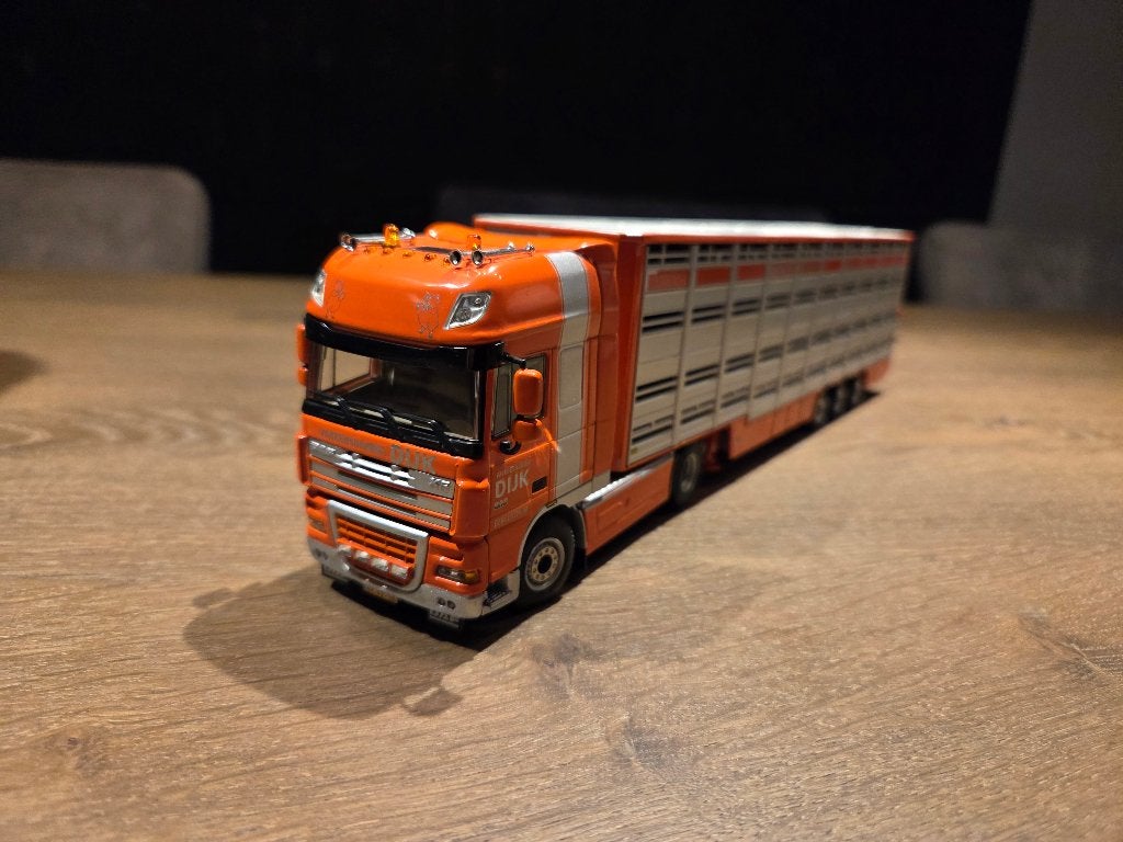 C.B. Dijk & Zn Varkenshandel, Ophalen of Verzenden, Zo goed als nieuw, Bus of Vrachtwagen, Wsi