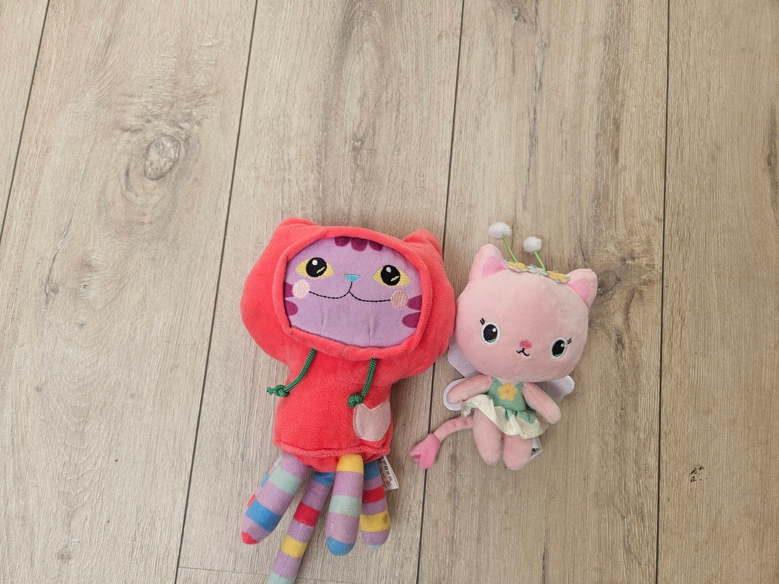 Leuke knuffels: Gabby's Poppenhuis en een roze katje, Gebruikt, Overige merken, Overige karakters, Ophalen of Verzenden