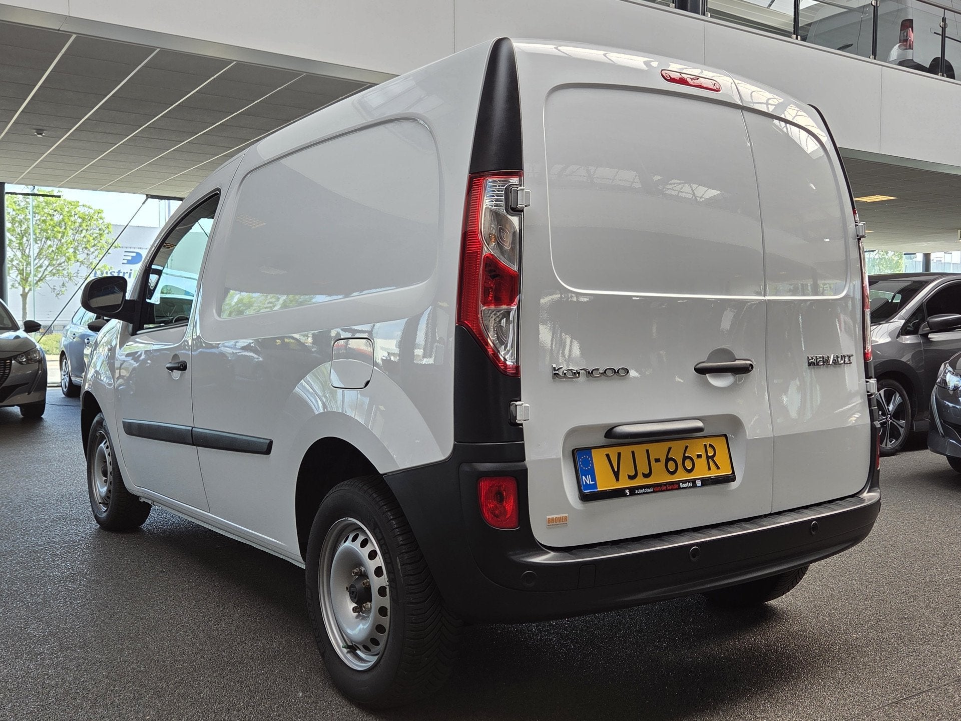 Renault Kangoo 1.5 Blue dCi 80 Comfort, Gebruikt, Euro 6, 4 cilinders, Wit