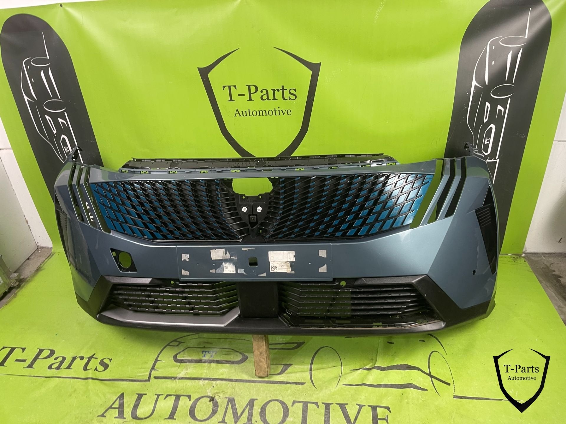 peugeot 3008 voorbumper bumper 2024+, Info@fabrikant.eu, Ophalen of Verzenden, Bumper, Fabrikant BV