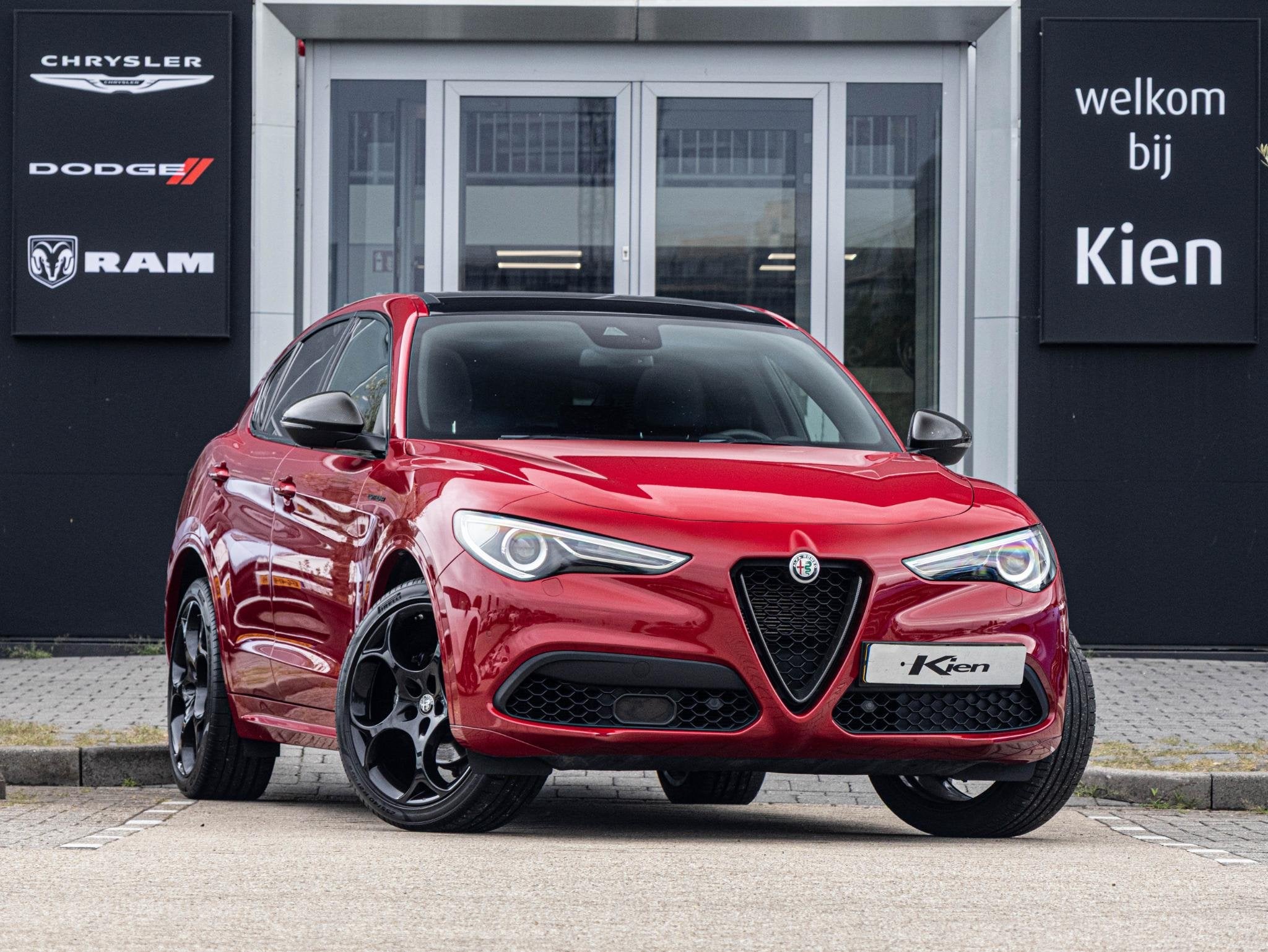 Alfa Romeo Stelvio 2.0 T AWD Estrema | Pano | Quadrifoglio C, Auto's, Automaat, Euro 6, 4 cilinders, 1655 kg
