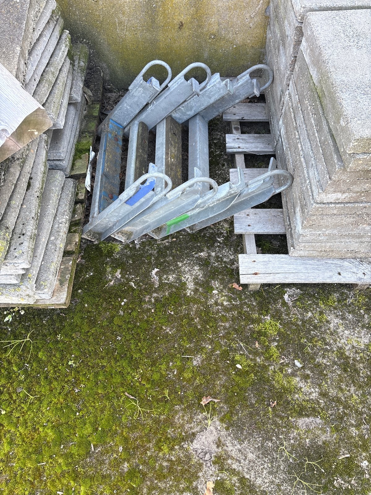 Opslag bokken voor steigerbuizen, Doe-het-zelf en Verbouw, Ophalen, Gebruikt, Overige typen, Minder dan 2 meter