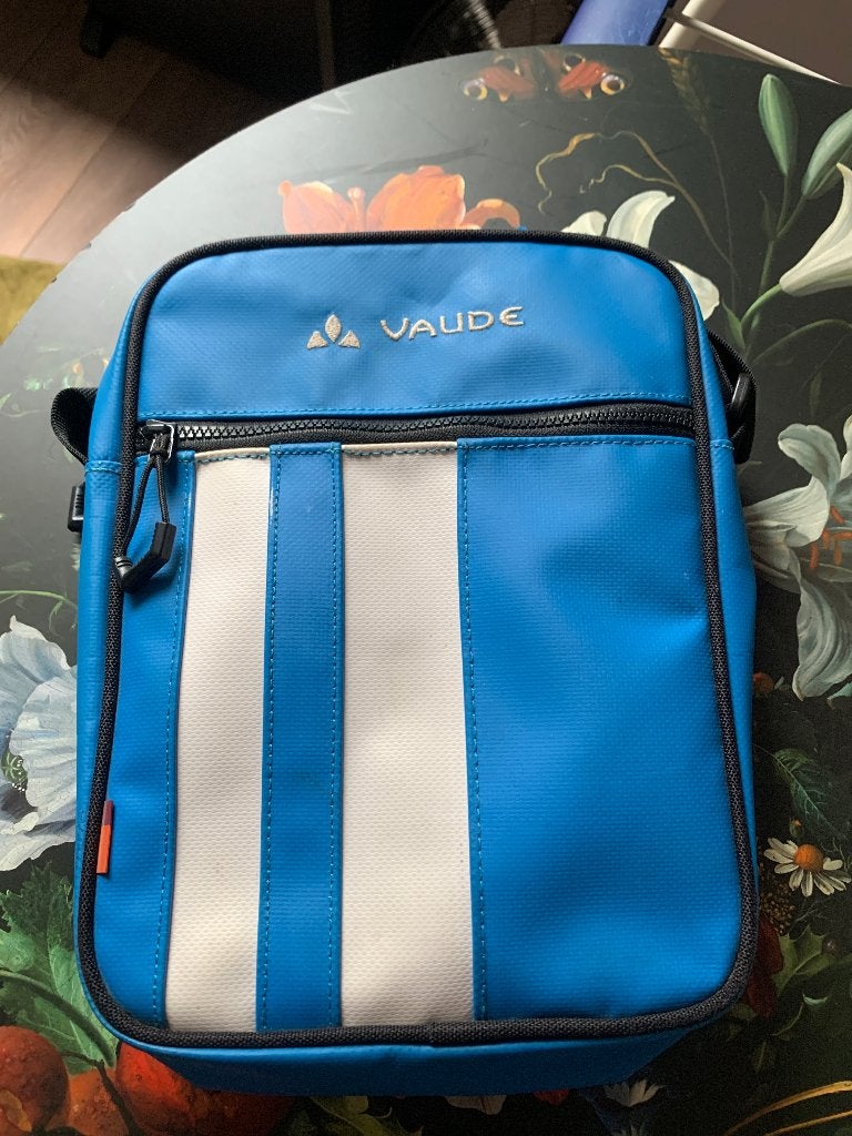 Tas, Ophalen of Verzenden, Zo goed als nieuw, Blauw, Schoudertasje