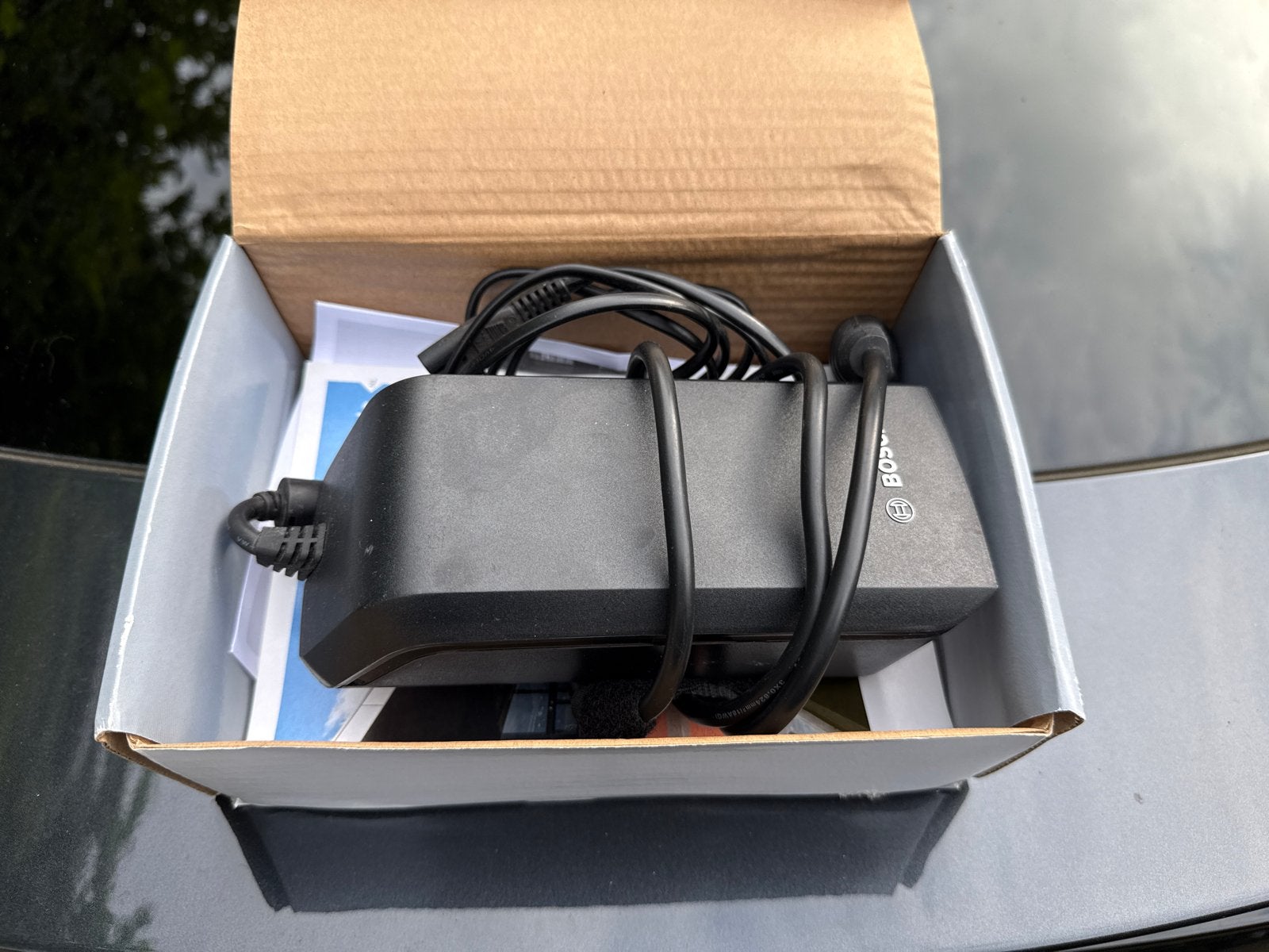 Bosch eBike Standard Oplader BCS220 36V 4A, Fietsen en Brommers, Zo goed als nieuw