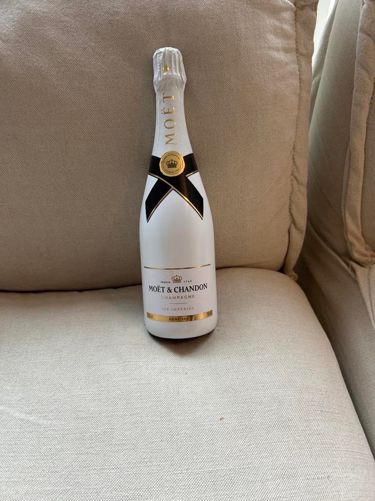 Moët & Chandon, Ophalen of Verzenden