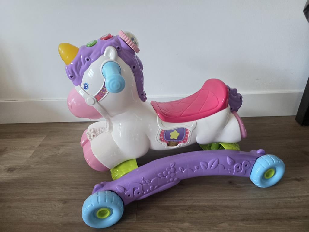 VTech hobbel en speel eenhoorn, Ophalen, Zo goed als nieuw, 6 maanden tot 2 jaar