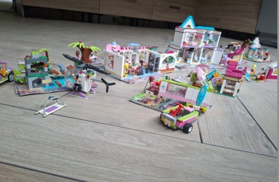 LEGO Friends "Dorp": Diverse sets , figuren, dieren, Ophalen, Zo goed als nieuw