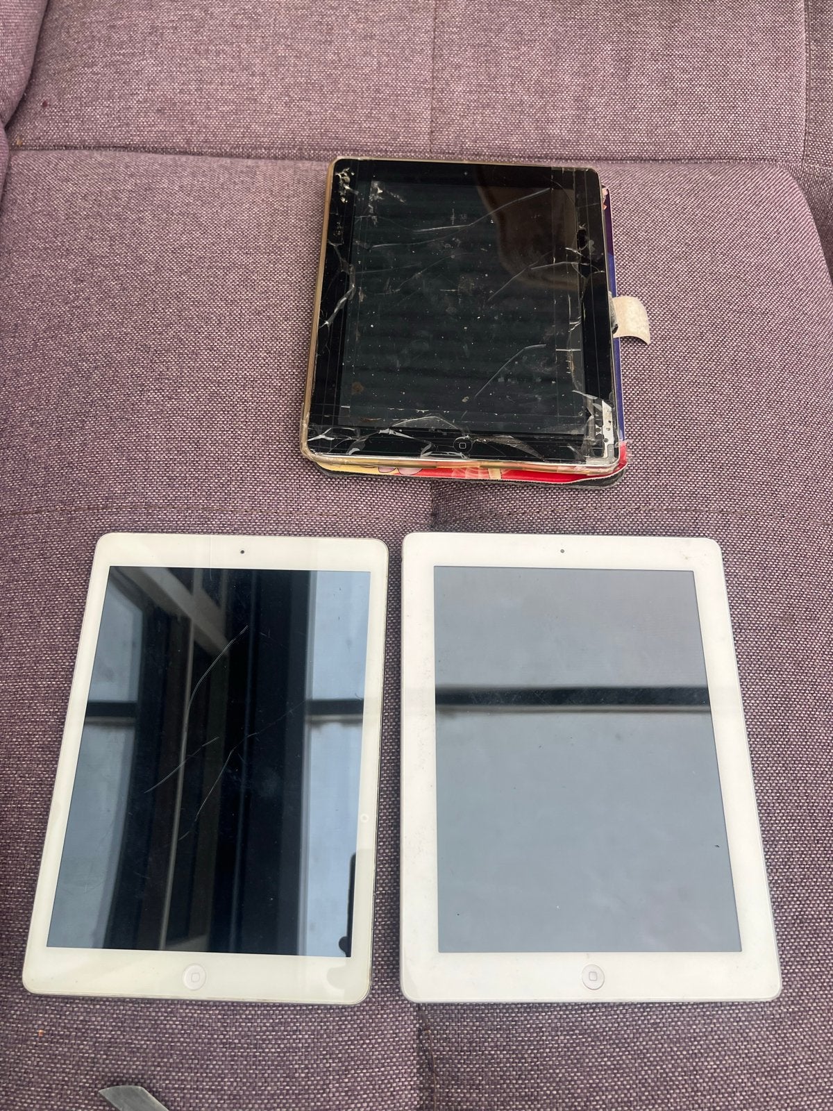 3x Apple iPad - Defect voor onderdelen of reparatie, Computers en Software, Apple iPads, Apple iPad, Wit, Niet werkend, Ophalen