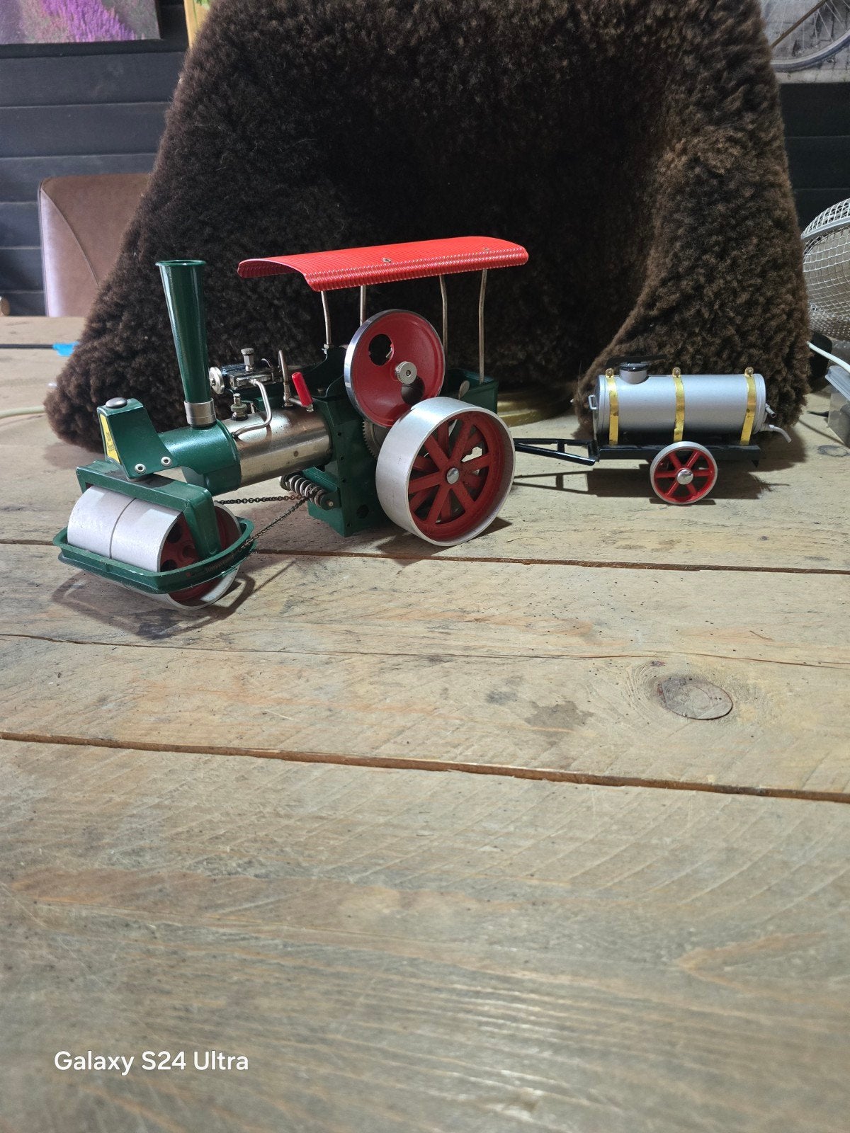 D4 > Wilesco D365 stoomwals met sproeiwagen, Hobby en Vrije tijd, Ophalen of Verzenden