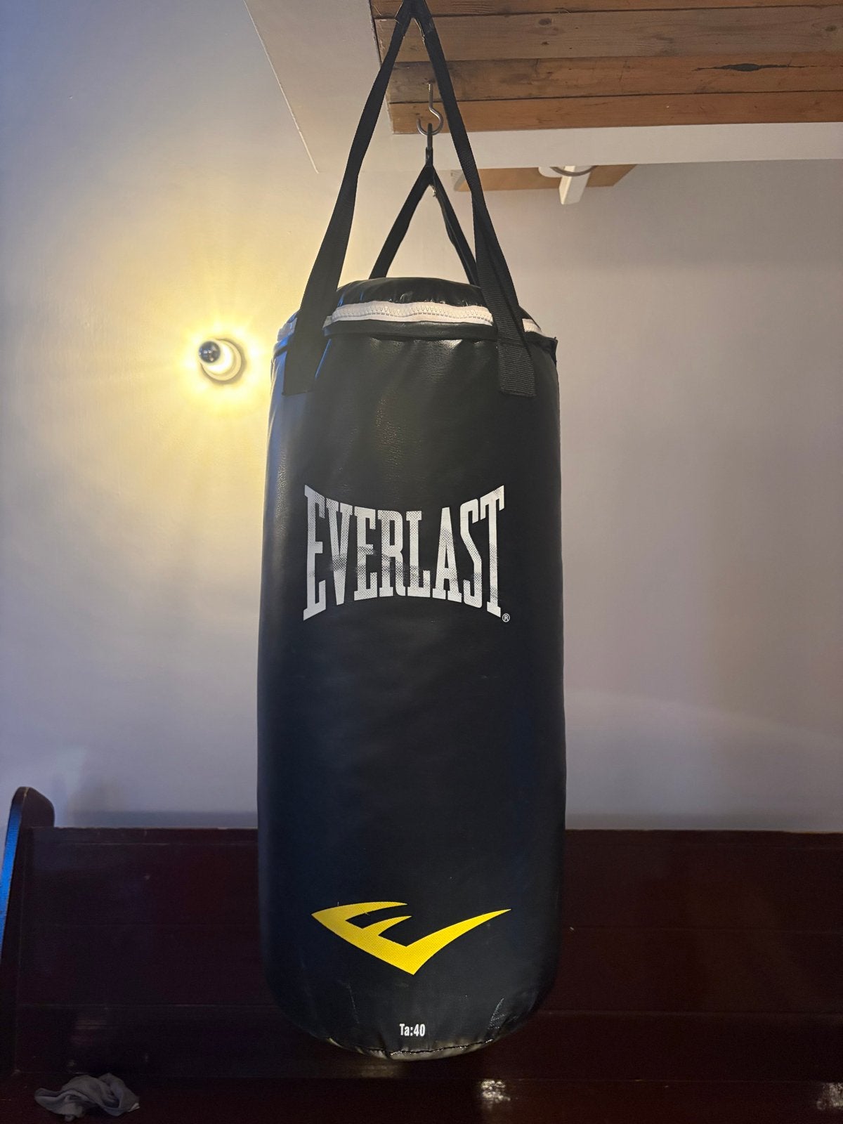 Everlast Bokszak - Zwart, 40 lb, Ophalen, Zo goed als nieuw, Bokszak