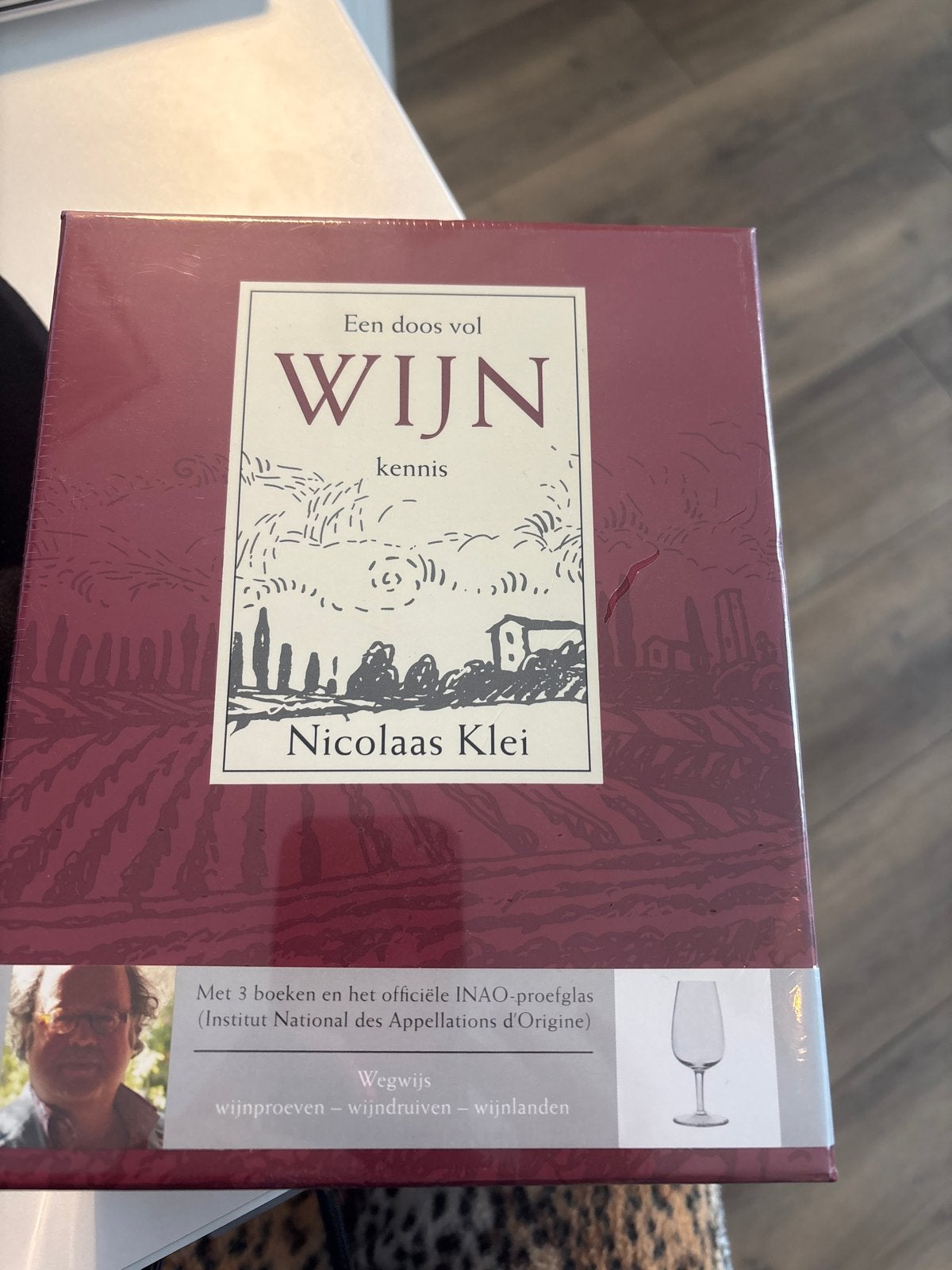 Een doos vol Wijn kennis - Nicolaas Klei (Nieuw in verpakkin, Ophalen of Verzenden, Nieuw, Overige wetenschappen