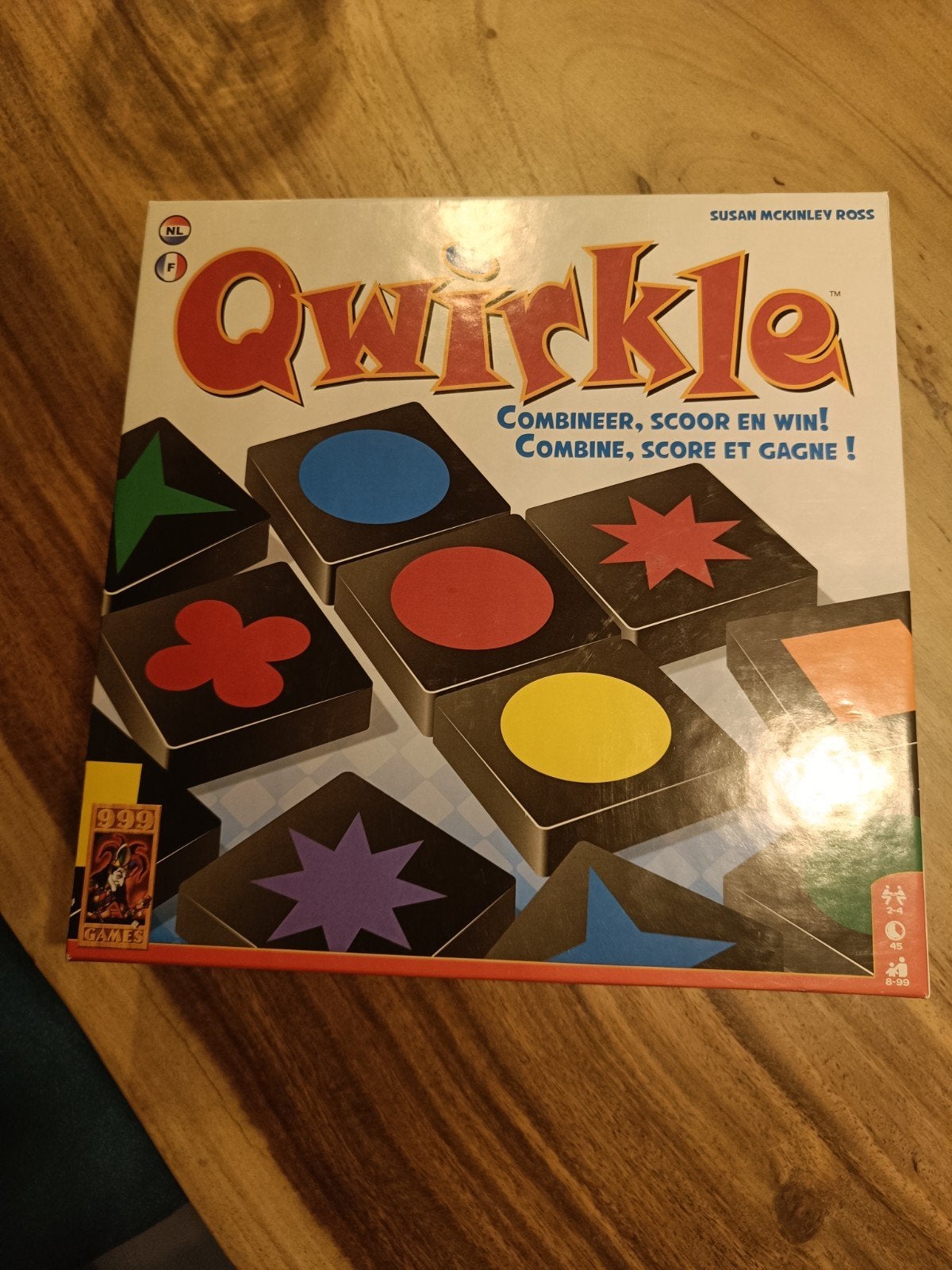 Qwirkle Bordspel - Nieuw in Verpakking, Drie of vier spelers, Ophalen of Verzenden, Nieuw, 999 Games
