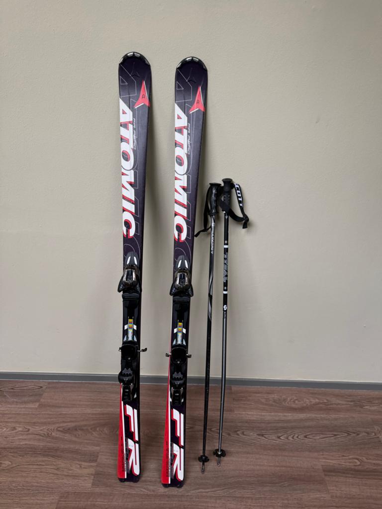 Ski's 168cm - Perfect voor de piste!, Ophalen, 160 tot 180 cm, Gebruikt, Atomic