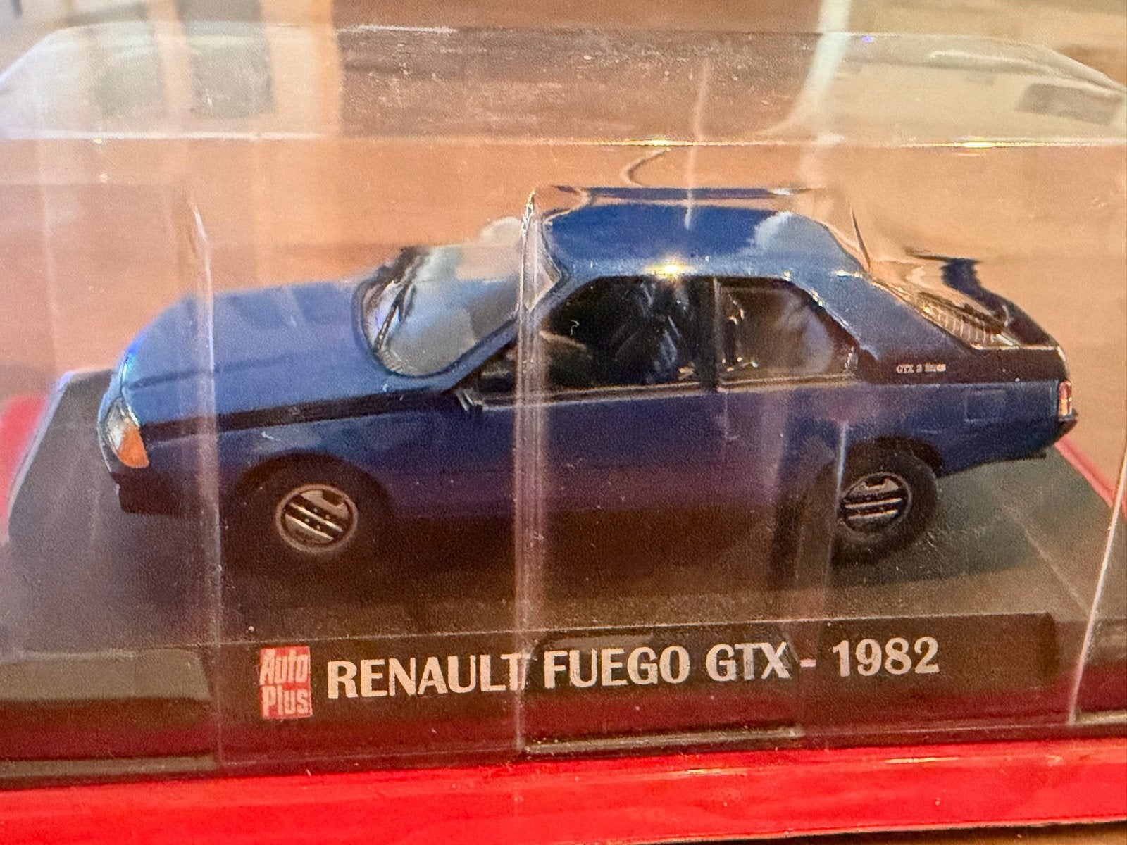 Renault Fuego GTX - 1982 modelauto - Auto Plus, Ophalen of Verzenden, Zo goed als nieuw
