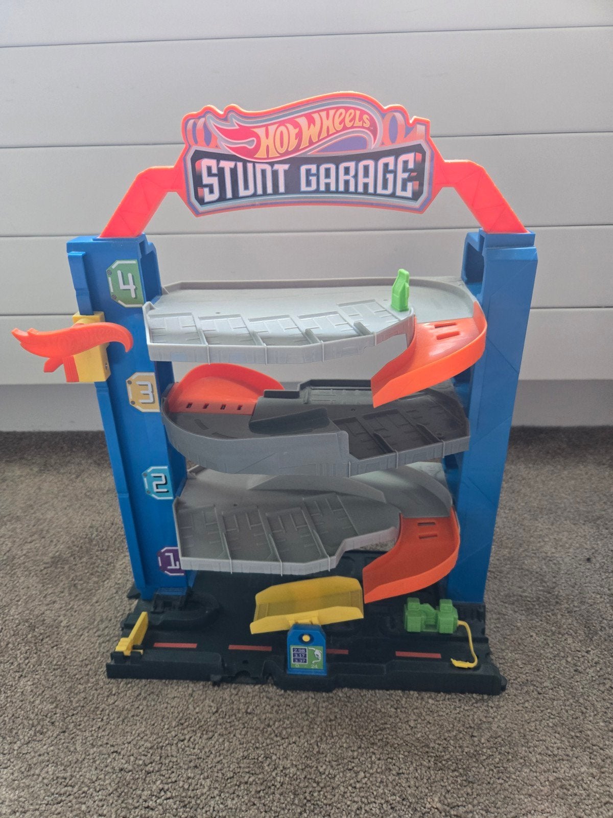 Hot Wheels Stunt Garage - Speelset voor urenlang plezier, Ophalen of Verzenden, Zo goed als nieuw, Jongen of Meisje