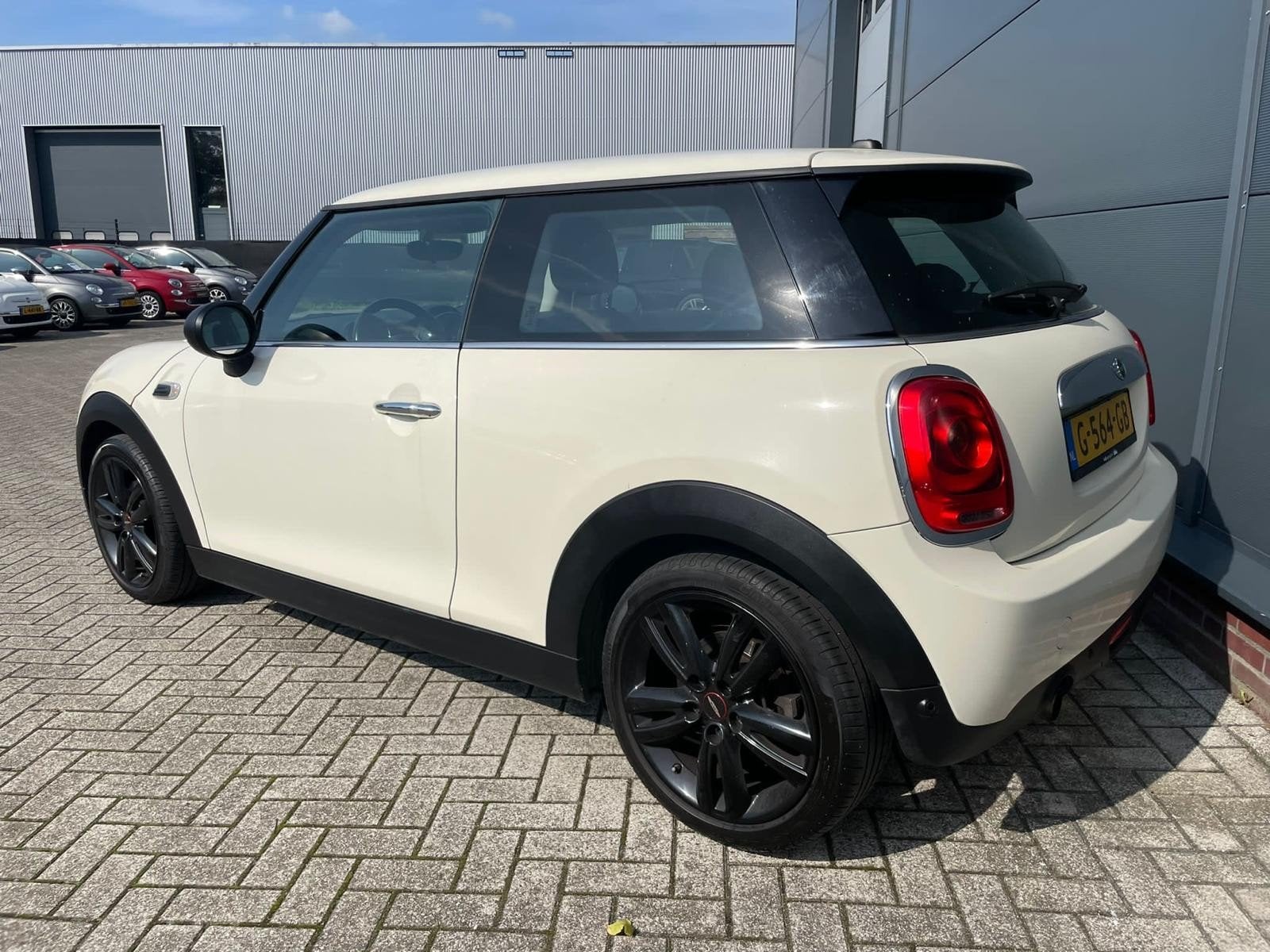 Mini 3-deurs (f56) 1.2 55KW 2015 Wit, Auto's, Voorwielaandrijving, 74 pk, 4 stoelen, 1198 cc