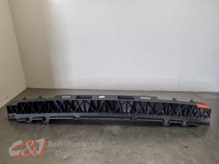 Bumperframe achter van een Volkswagen Crafter, Gebruikt, -, Volkswagen, -