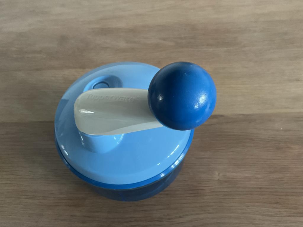 Tupperware SuperSonic Chopper Compact - Blauw, Ophalen of Verzenden, Zo goed als nieuw, Blauw, Overige typen