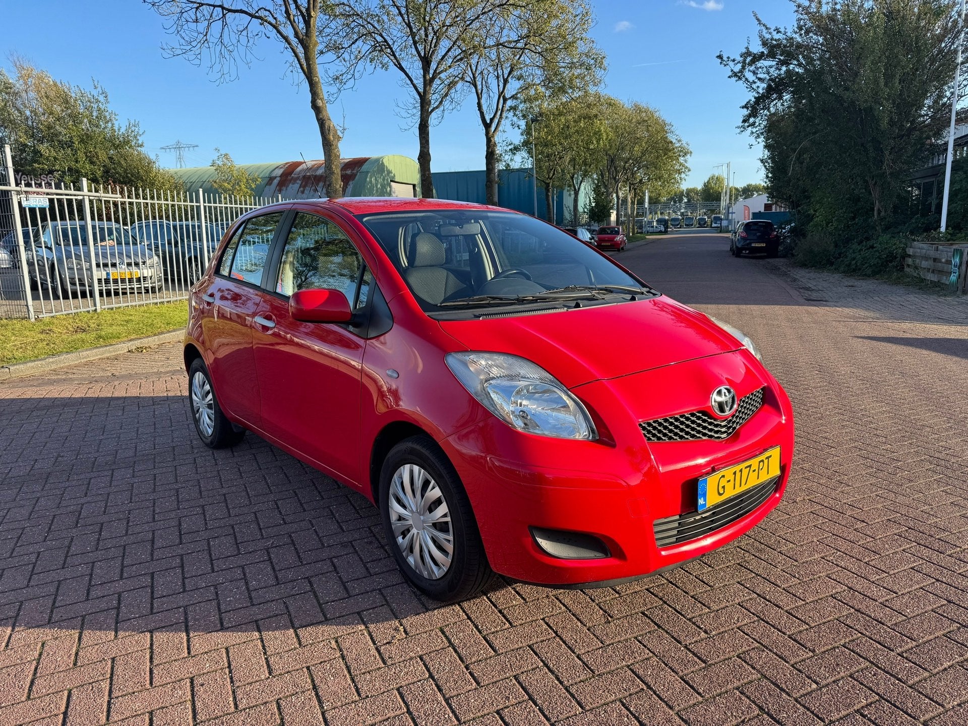 Toyota Yaris 1.0 VVT-i Trend, Voorwielaandrijving, Euro 5, 750 kg, Bedrijf