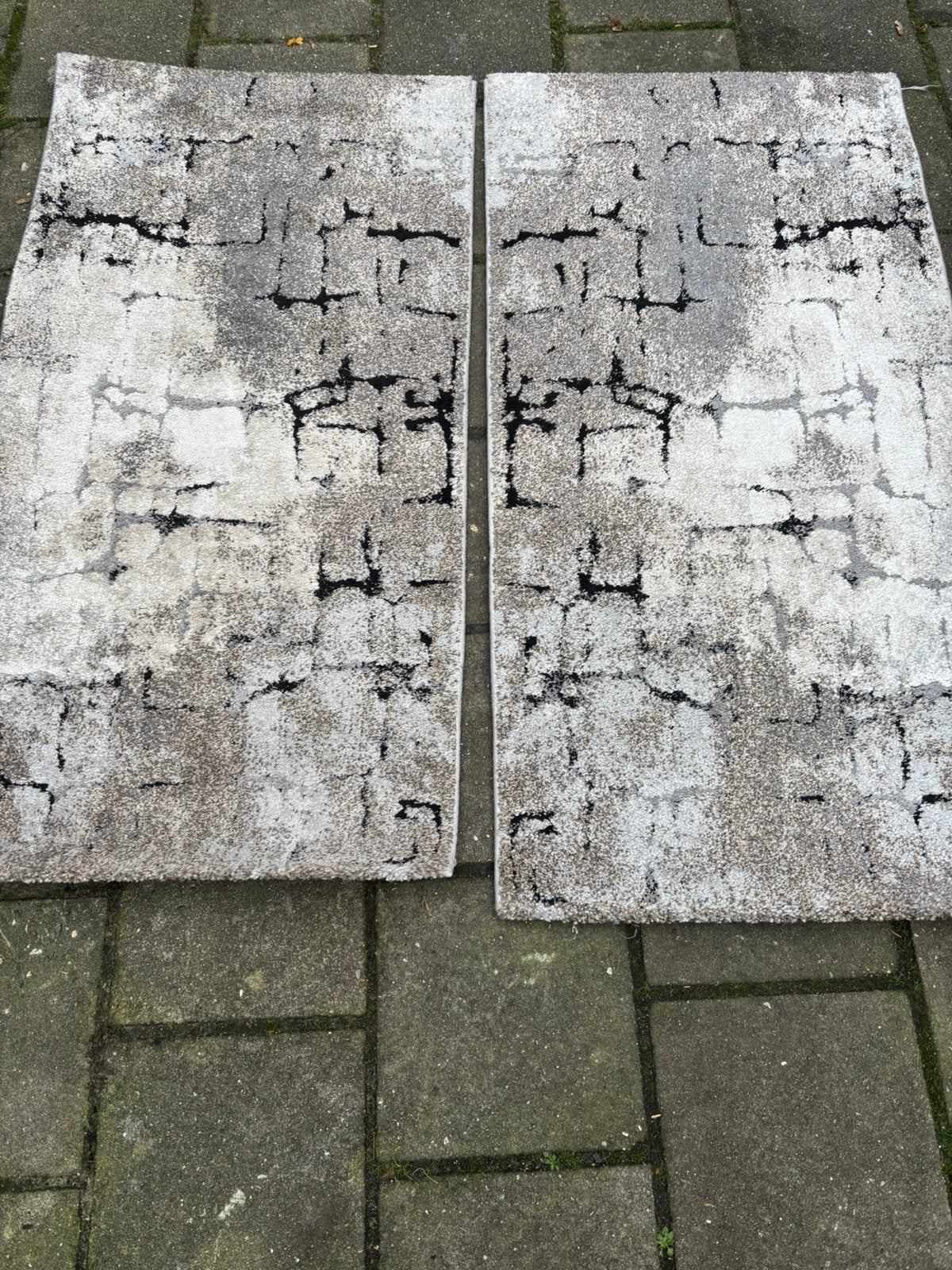 Vloerkleed 130x67 cm voor maar 20 euro ps, Huis en Inrichting, Stoffering | Tapijten en Kleden, 100 tot 150 cm, Zo goed als nieuw