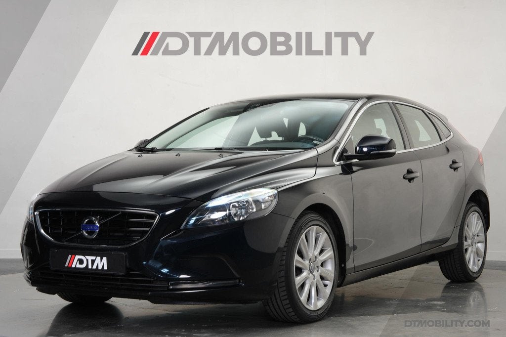 Volvo V40 1.6 T3 Momentum | Origineel Nederlands, Auto's, Volvo, Voorwielaandrijving, Gebruikt, 4 cilinders, 150 pk
